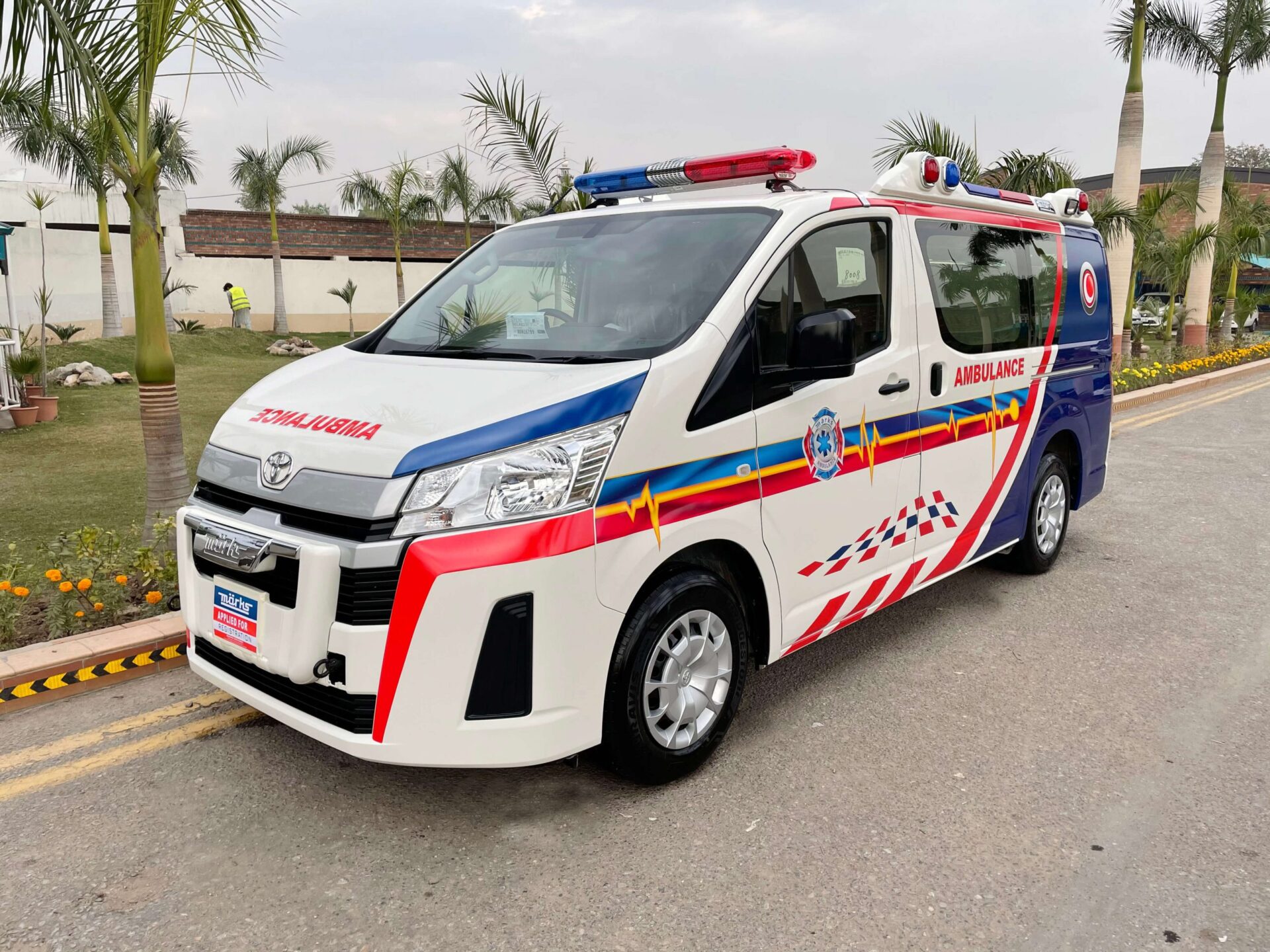 Hiace Van (Std. Roof)